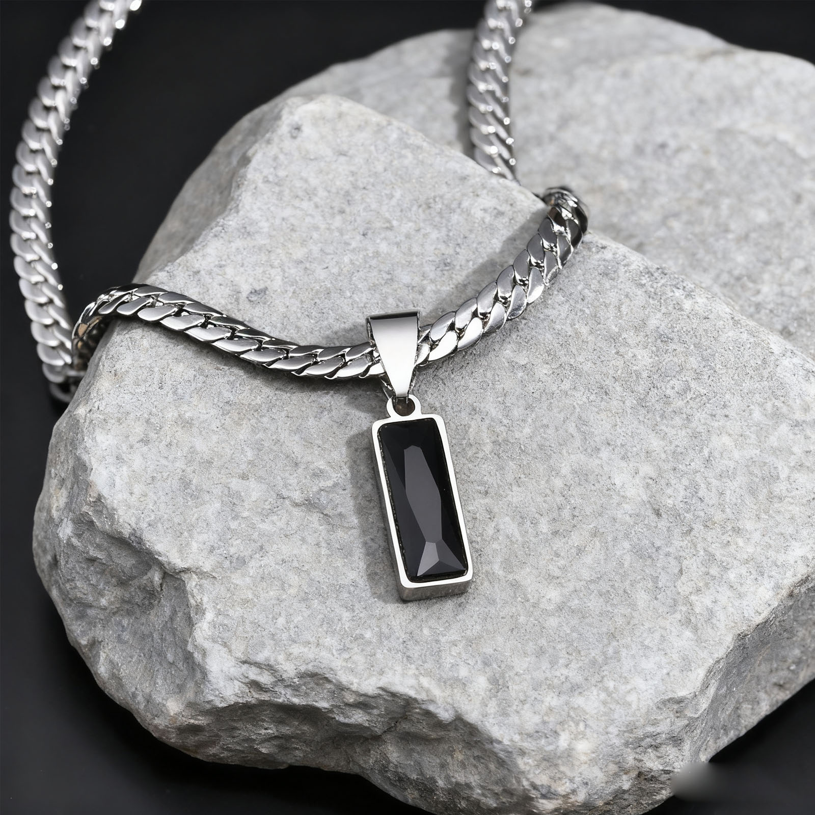 Stylish Mens Geometric Stone P - Cuban Link Chain 12Mm 评论和价格